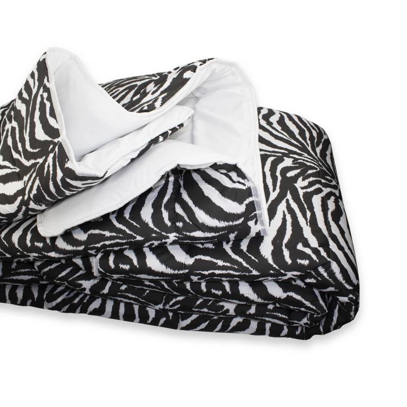 Trapunta Invernale Imbottita 300 gr/mq Fantasia Animalier Made in Italy MOD. Zebrato Bianco e Nero