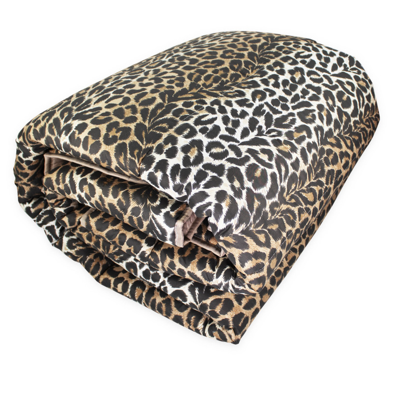 Copriletto Primaverile Estivo da 100 gr/mq Fantasia Animalier Made in Italy Mod. Leopardato
